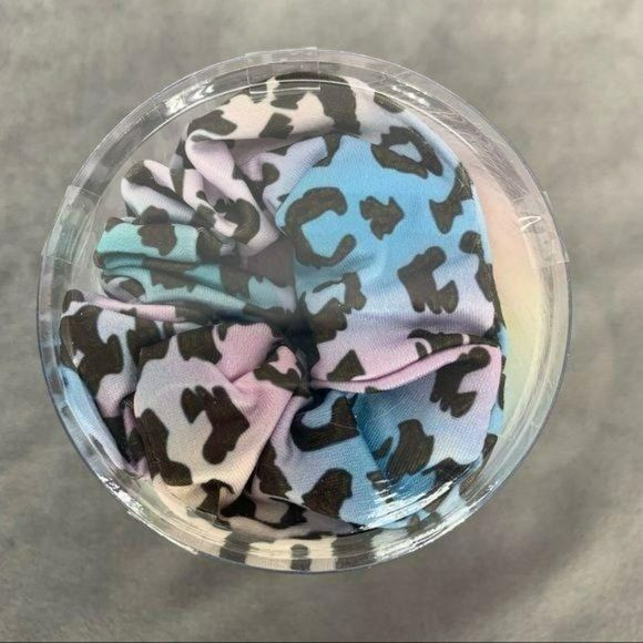 Furever Friends 6 Count Scrunchie Hair Accessories Rainbow Animal Print Set - Picture 3 of 7